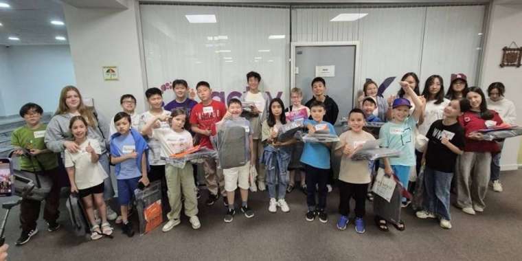 Кселл мектептен цифрлық әлемге жол салды