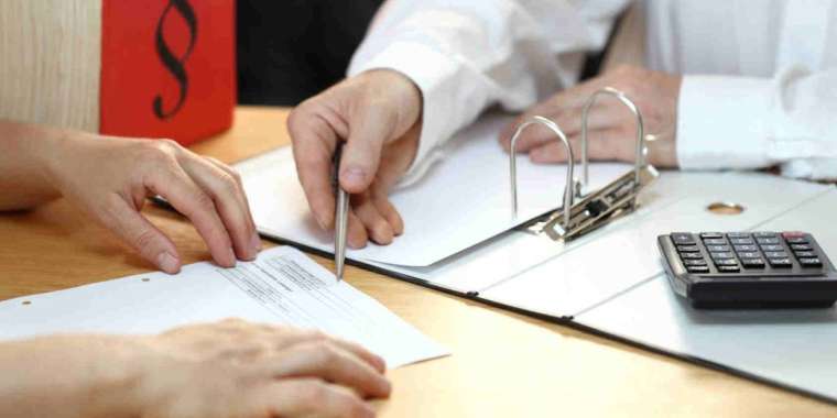 «Жұбайының рұқсаты керек»: Несие ала алмағандар не істеуі керек