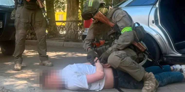 Террористік әрекеттер ұйымдастырған деген күдікпен 5 адам ұсталды