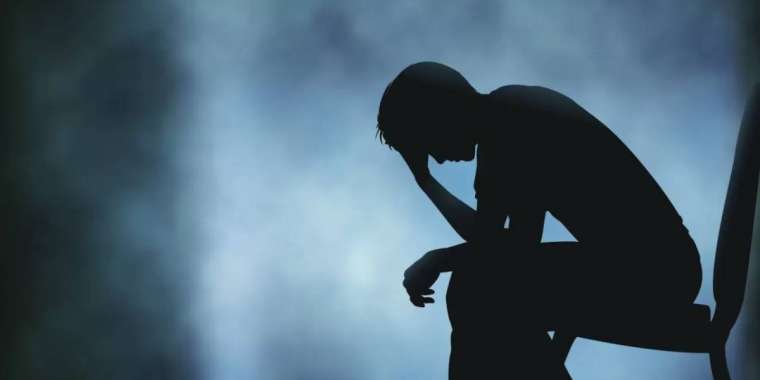 Петропавлда ер адам бес қабатты үйдің шатырынан секіріп кеткен