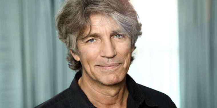 Голливуд актері Эрик Робертс Астанада жүр (ВИДЕО)