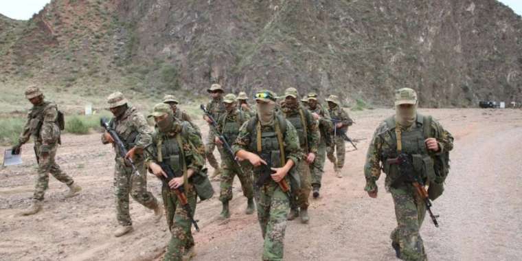 Қазақстан десантшылары беларусь әріптестерін тау жағдайында өмір сүруге үйретуде