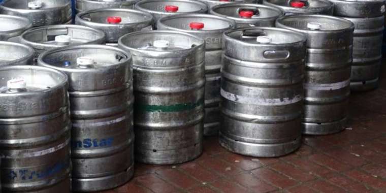 Көкшетау полициясы 2 мың сыра бөшкесін ұрланғандарды ұстады