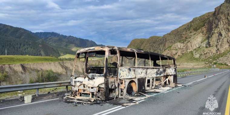 Астана – Баян-Өлгей бағытындағы автобус өртеніп кетті