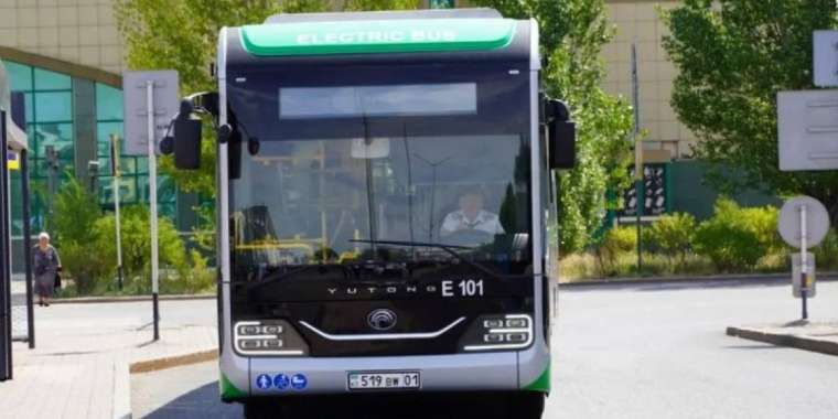 Астанада 1 тамыздан бастап қоғамдық көлікте жүру бағасы өседі