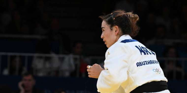 Әбиба Әбужақынова ширек финалда сүрінді