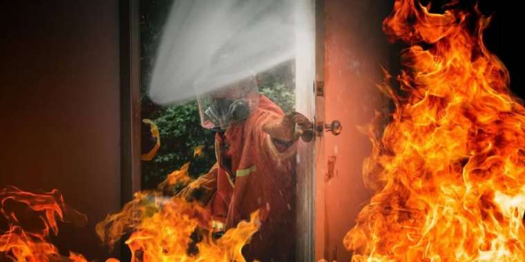 Алматыда ерлі-зайыпты қарияны өлтіріп, үйін өртеп кеткен