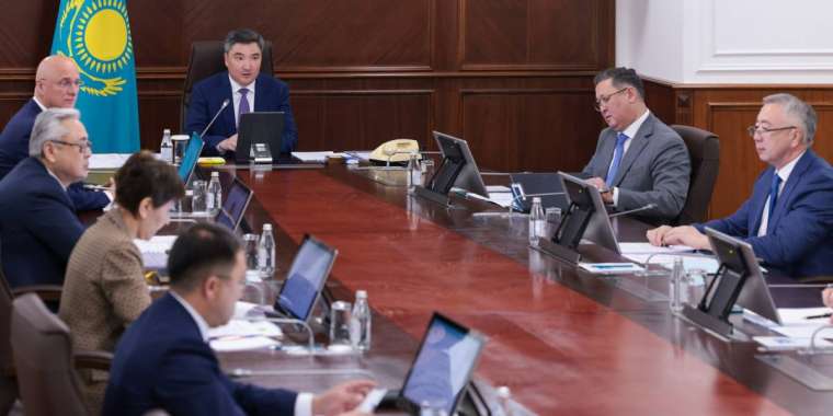 6 айда мыңға жуық адам жолда қаза тапқан: Үкімет басшысы бірқатар өңір әкімдерін сынға алды