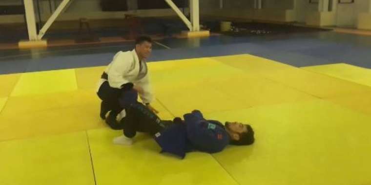 «Өзім дайындадым»: Серік Ибрагимов Елдос Сметовпен қалай күрескен айтты