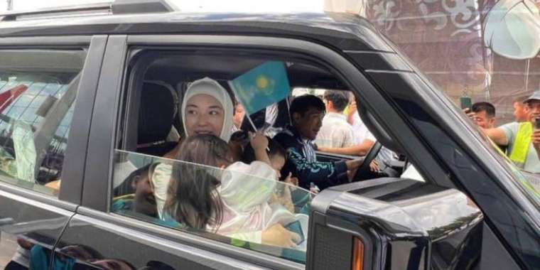 Ғұсман Қырғызбаевқа көлік мінгізді