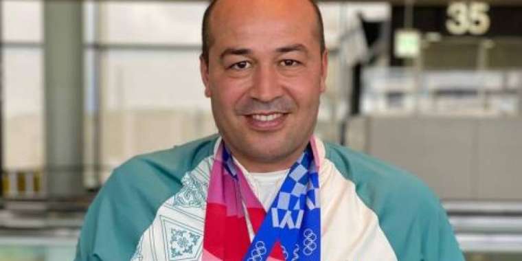 Бокстан Өзбекстан құрамасы бас бапкерінің жүрегі тоқтап қалған