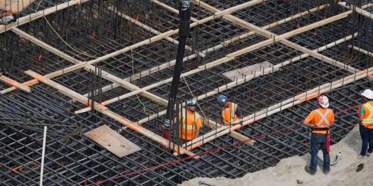 Құрылысшылар күні: елімізде құрылыс саласында 648 мың маман еңбек етеді