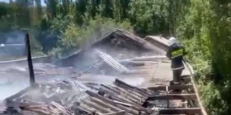 Түркістан облысында бір үйдің 7 тонна шөбі өртеніп кетті (ВИДЕО)