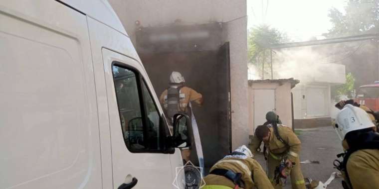 Кеше жеті өңірде тұрғын үйлерден шыққан өрт сөндірілді