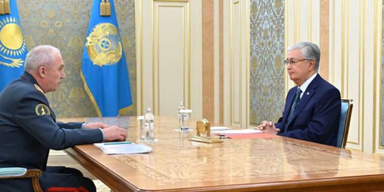 Мемлекет басшысы Қорғаныс министрі Руслан Жақсылықовты қабылдады