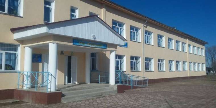 Мектептерде инклюзивті білім беруге жағдай жасалған ба?