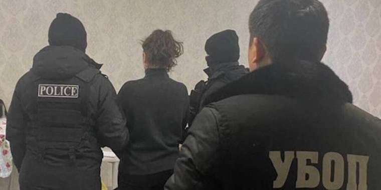 БҚО-да «күйеуін өлтіруге тапсырыс берген» әйелге қатысты іс сотқа жолданды