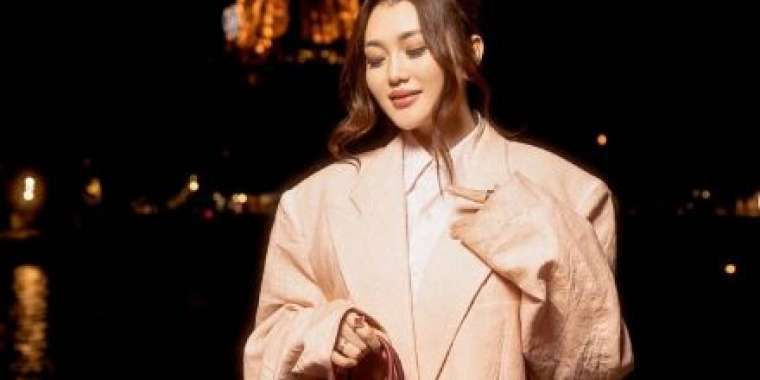 Ерке Есмахан ажырасқан қыздарға кеңес берді