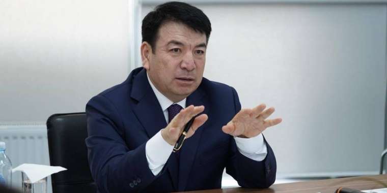 Министр Бейсембаев оқушыны жезөкшелікке мәжбүрлеу дауына қатысты пікір білдірді