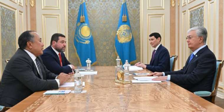 Қасым-Жомарт Тоқаев Kaspi.kz компаниясының негізін қалаушылар Вячеслав Ким мен Михаил Ломтадзені қабылдады