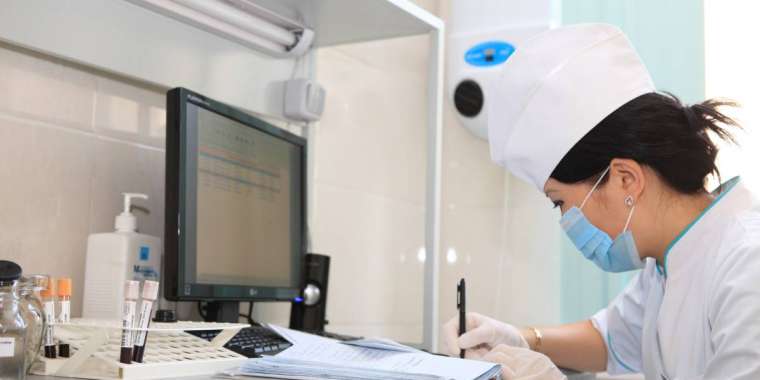 Алматылық  қариялардың 30 пайызы короновирус жұқтырған