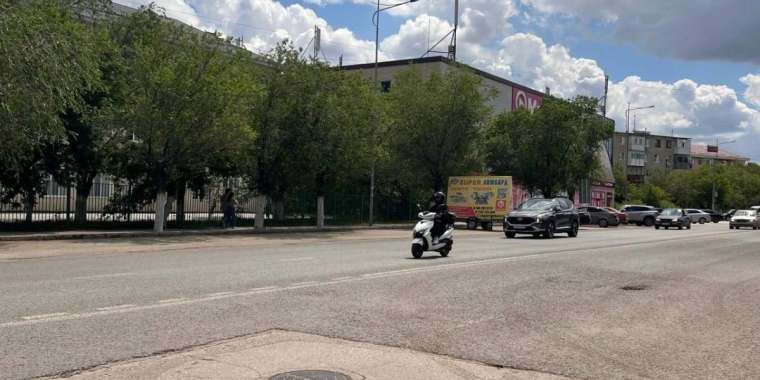 Мопедші жүк көлігіне соғылып қаза тапты