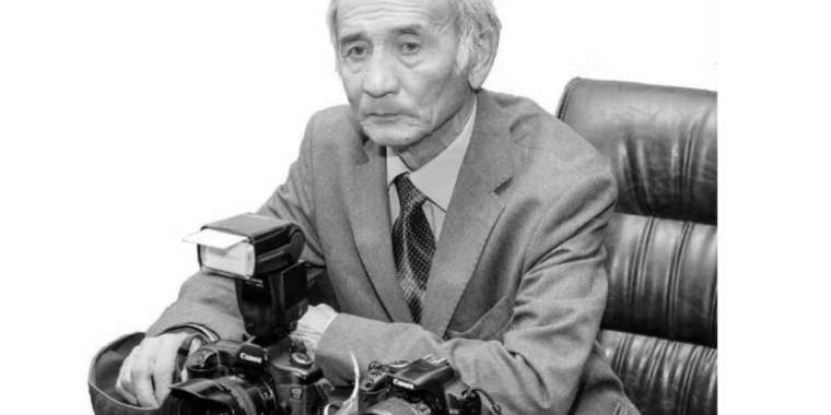 Белгілі фотожурналист Болат Омарәлиев өмірден озды