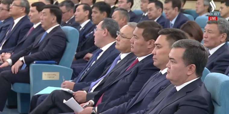 Тұтынушылар жеке монополистердің шырмауында қалмауы керек