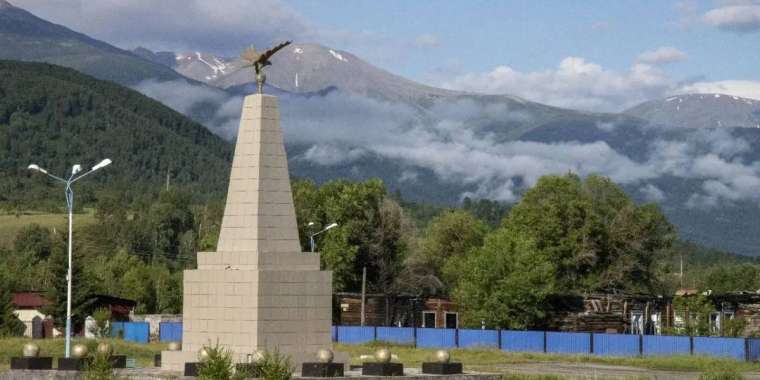 Президент Зайсан мен Қатонқарағайда туризмді дамытуды тапсырды