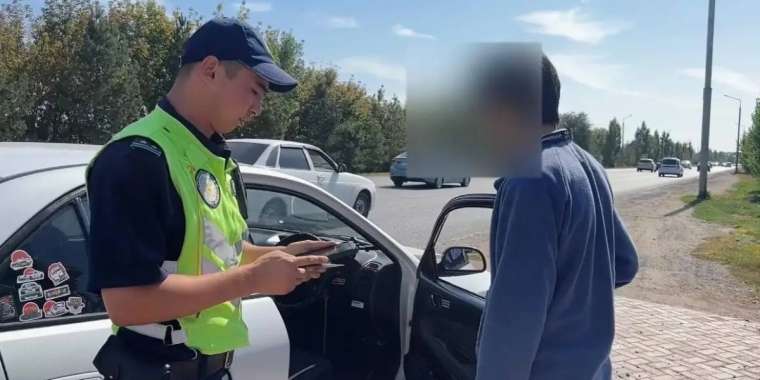 Жол ережесін өрескел бұзған азаматқа 1 млн теңге айыппұл салынды