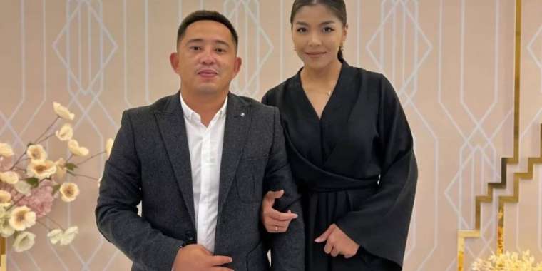 Ата-анасы үшін әйелінен ажырасқан актер екінші рет үйленбек