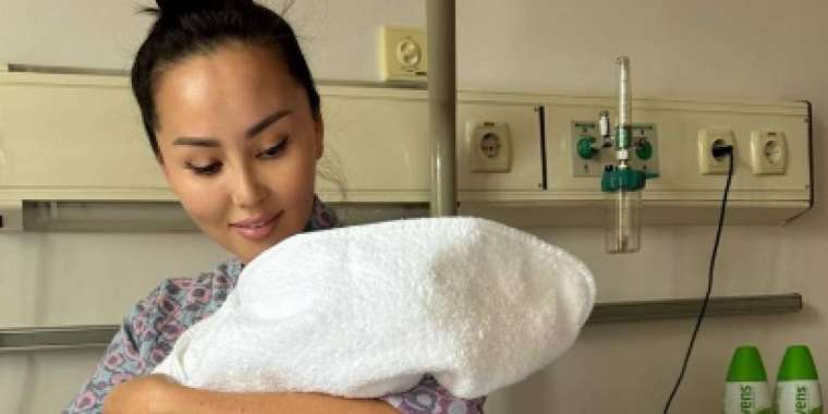 Баян Алагөзова қойдың майына қатысты оқырман сұрағына жауап берді