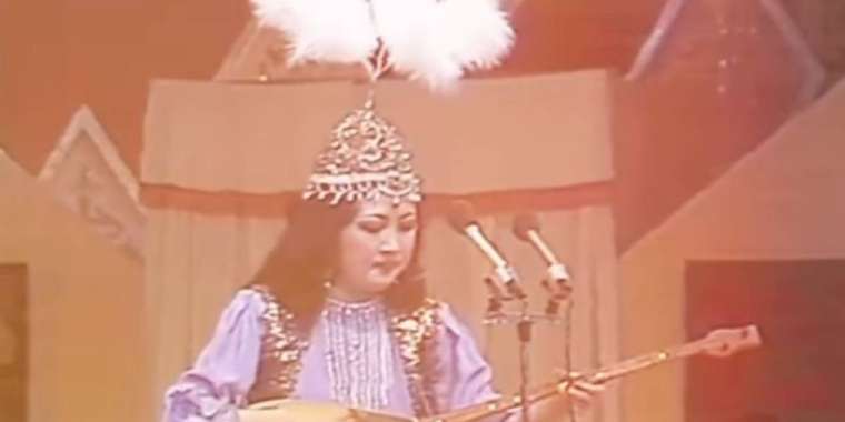 Мақпал Жүнісова өзінің тарихи образы туралы айтты