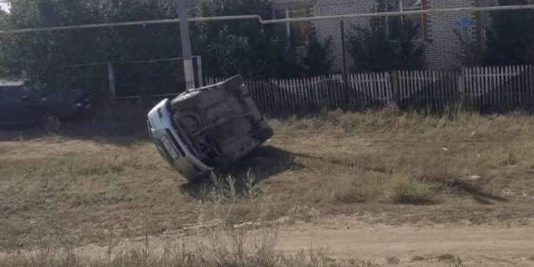 БҚО-да жасөспірім жүргізген көлік аударылып қалды