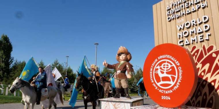 Ст. Қыздармен лесбиянкалық порно көру