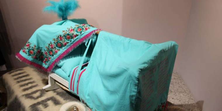 Димаш Құдайбергеннің бесігі музейге қойылды