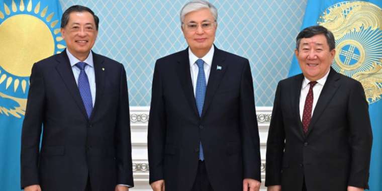 Қасым-Жомарт Тоқаев сингапурлық ірі компанияның төрағасы Вонг Хэн Файнды қабылдады