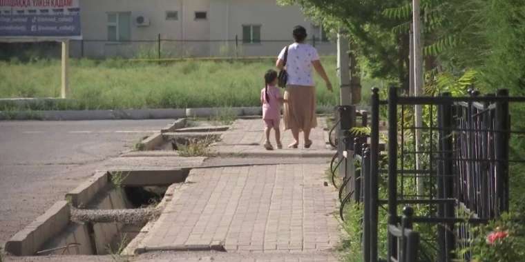 Түркістан облысында ауыл тұрғыны мен қызын өз үйінде өлтіріп кеткен