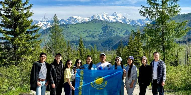 «Eastiler»  -  мықты жастардың ортасына айналған  ұйым