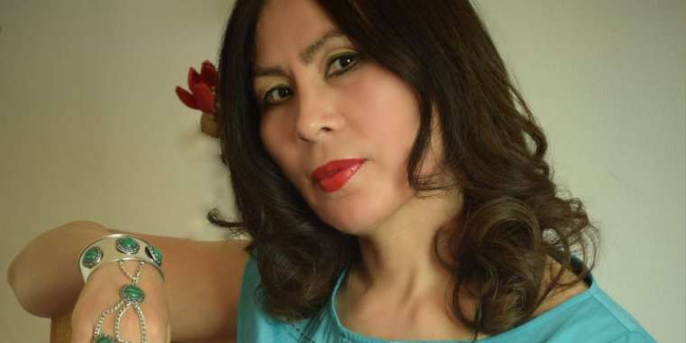 Ақын Сәулеш Шәтенованың өлеңдері