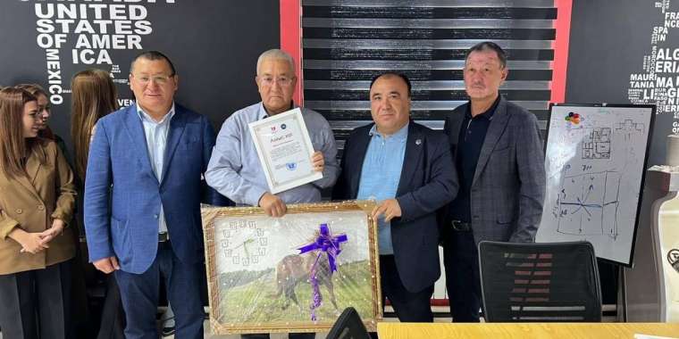 Шымкентте ҚХА-ның «Ассамблея. Праламент. Мәслихаттар» жобасы аясында өндіріс озаттары марапатталды