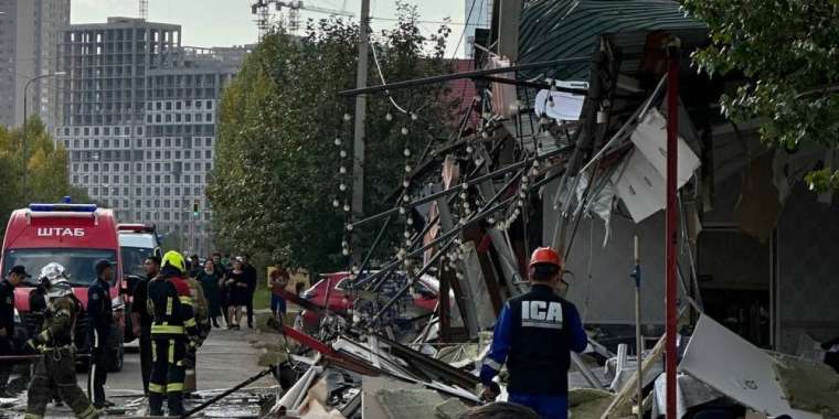 Астанада дәмханалардың бірінше газ баллоны жарылды (ФОТО)