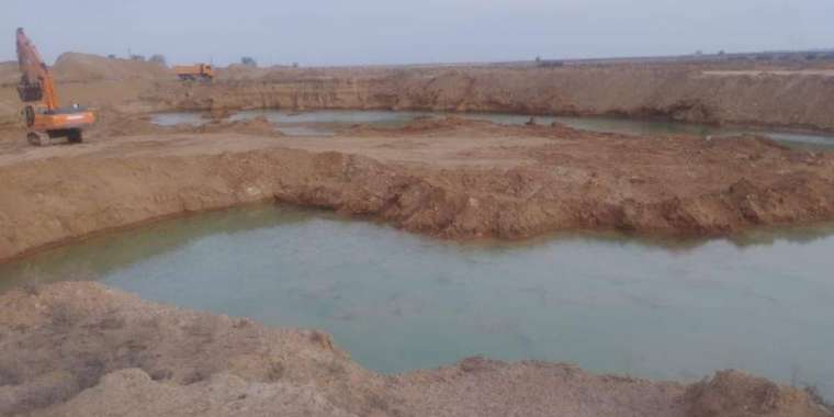 Түркістан облысында кәсіпкер жердің құнарлы қабатын сыдырып алған