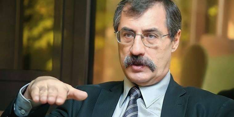 Евгений Жовтис Адам құқықтары бюросы басшылығынан кетті