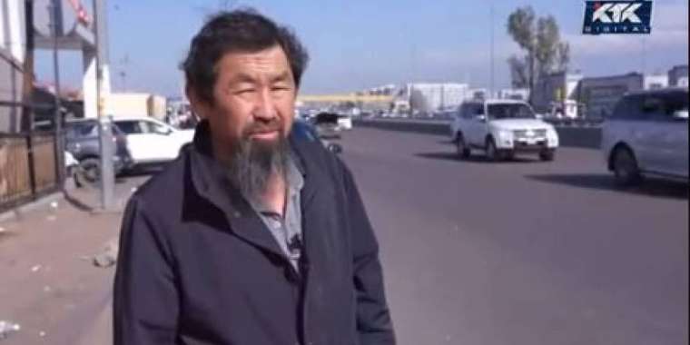 Қазақстандық танымал композитор базар жағалап жүр