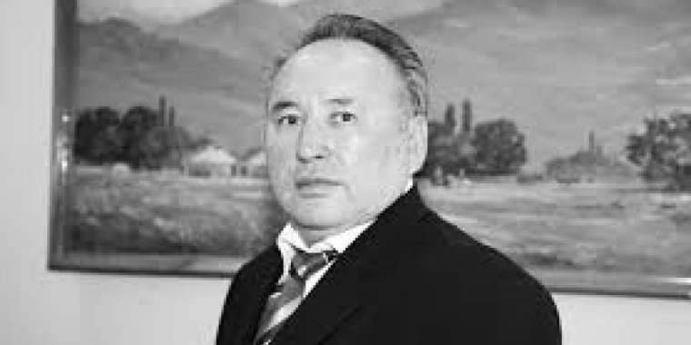 Ақын Несіпбек Айтұлының өлеңдері