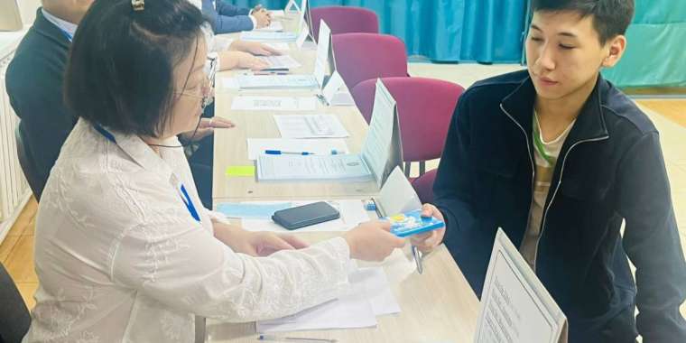 Референдум-2024: Алматыда дауыс беруге арналған сайлау учаскелері ашылды