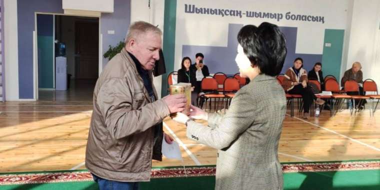 Алматылықтар туған күнінде референдумда дауыс берді