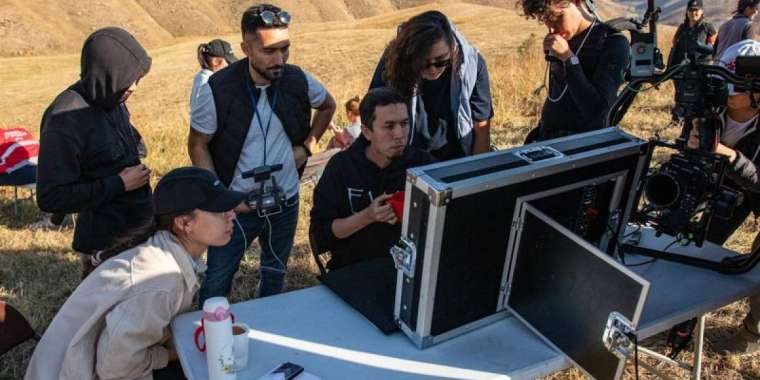 921 млн теңге бөлінген екі кино прокатқа шыққан жоқ