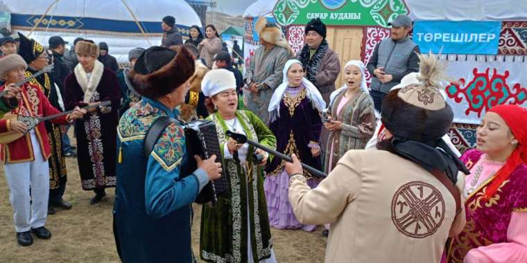 «Шығыс салбурыны – 2024»: ең жас қатысушы 5 жаста (фоторепортаж)